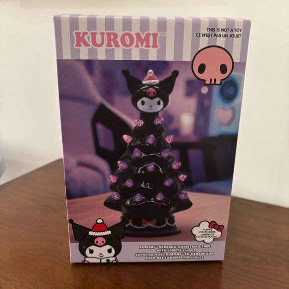6" Collectable KUROMI Ceramic Christmas Tree - Picture 6 of 7